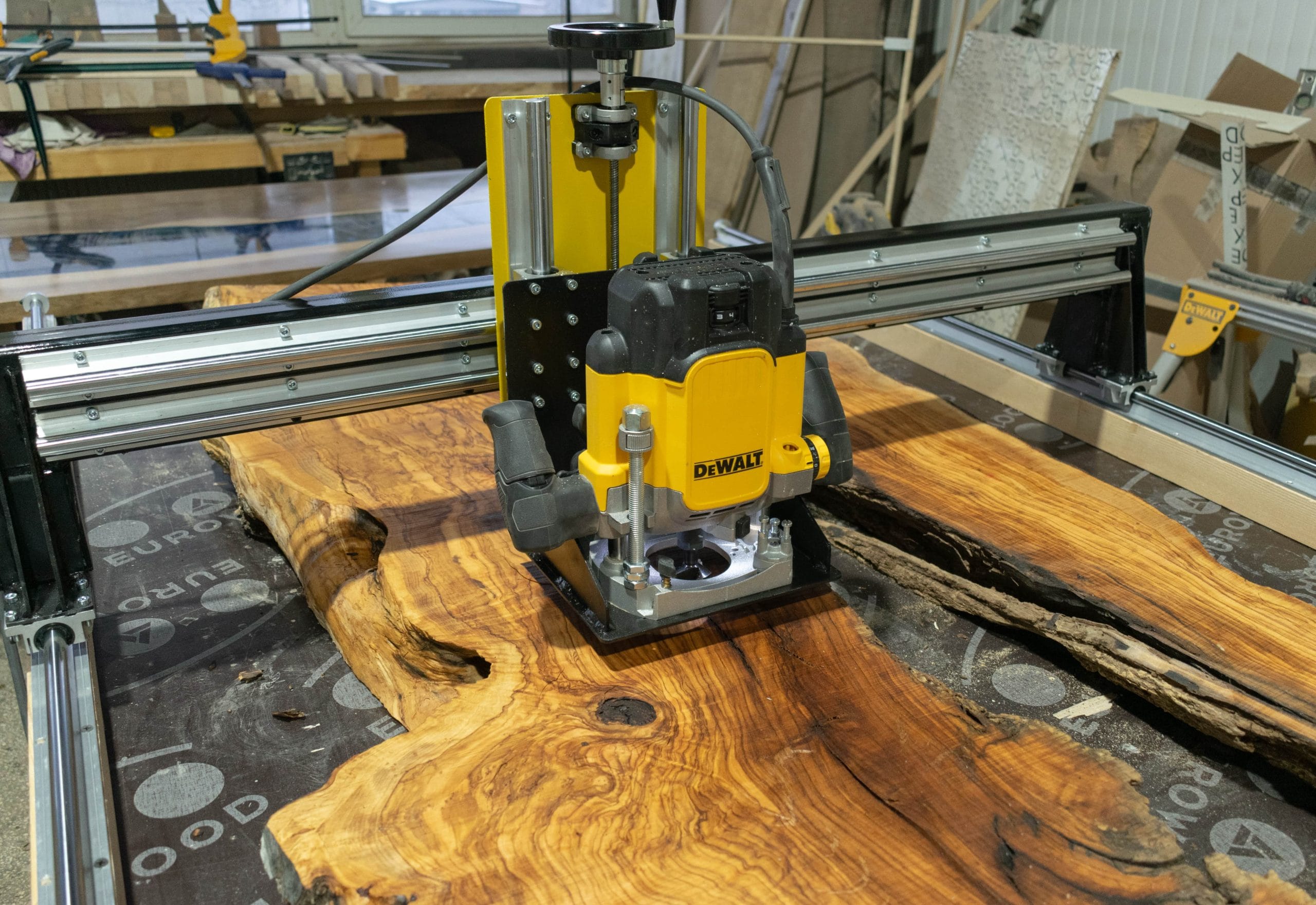 Sanie de Frezat Profesională / Sistem Router Sled – 1250×3000 mm
