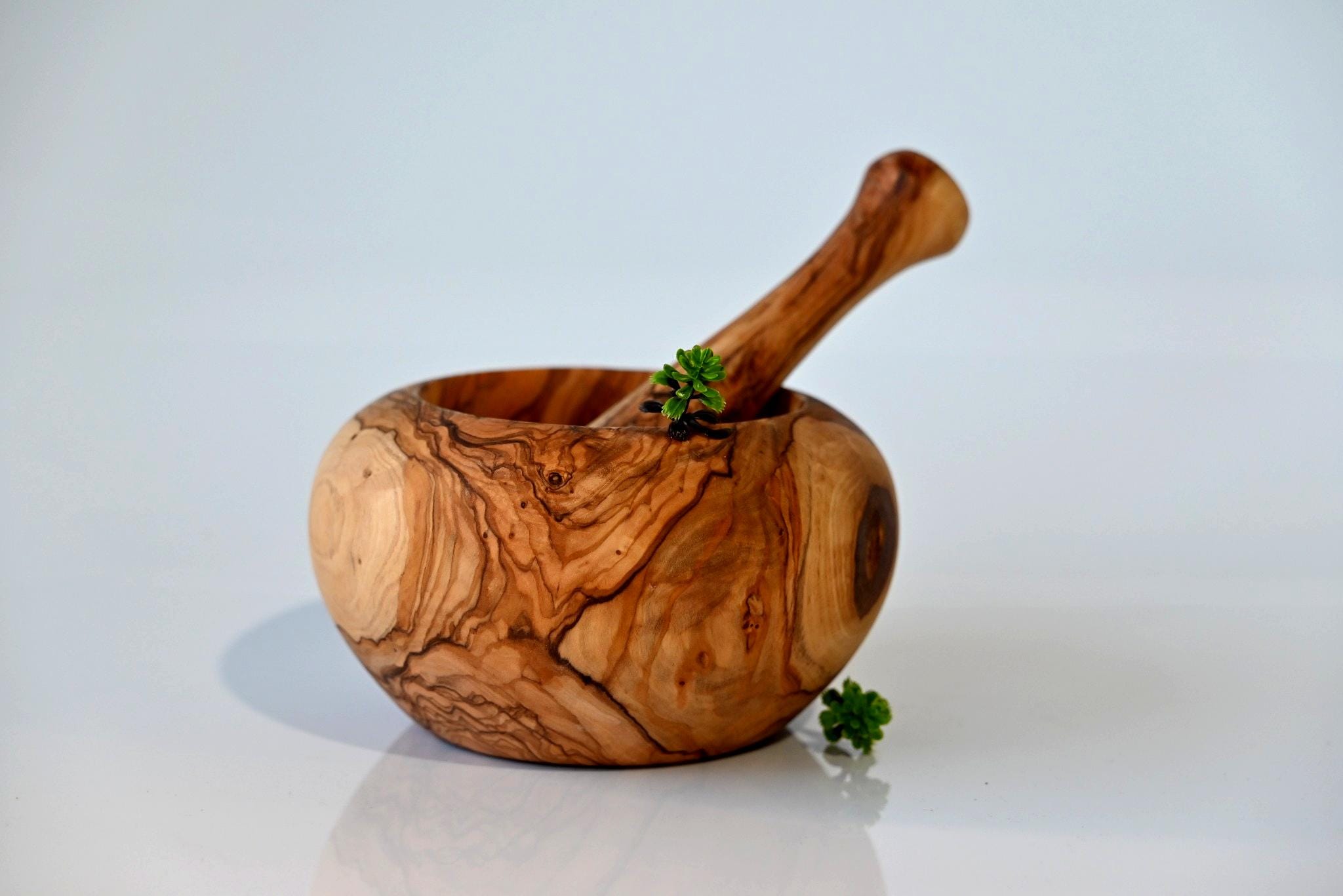 Mojar din lemn de măslin – 18 cm