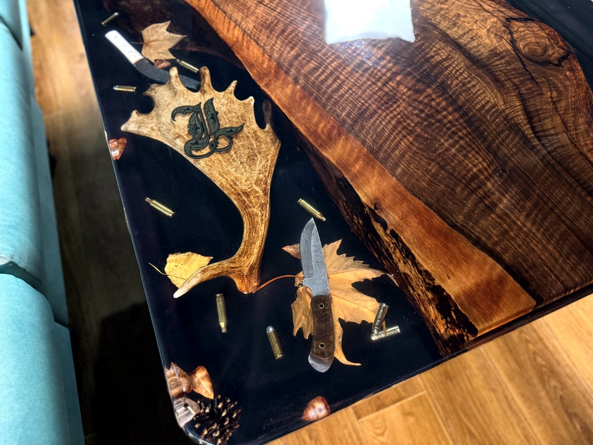 Măsută de cafea din nuc & Epoxy 3 - imagine 2